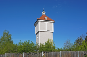 Klassische Kalk-Zementputze und hochwertige Anstriche für den Wasserturm in Erding